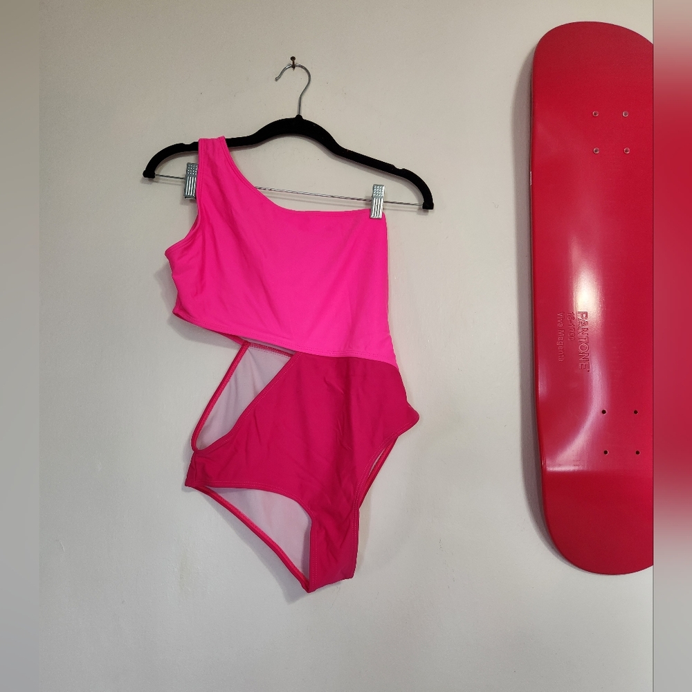 NWOT Vibrant Pink One-Shoulder Swimsuit